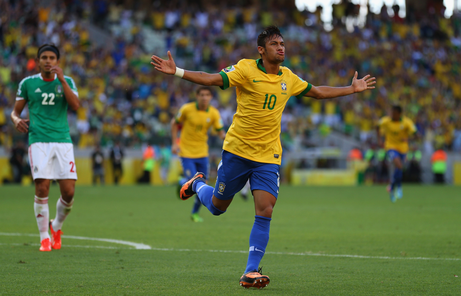 Neymar kthehet në Santos në vitin 2025