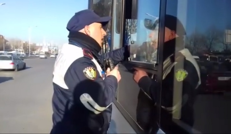 policia 3