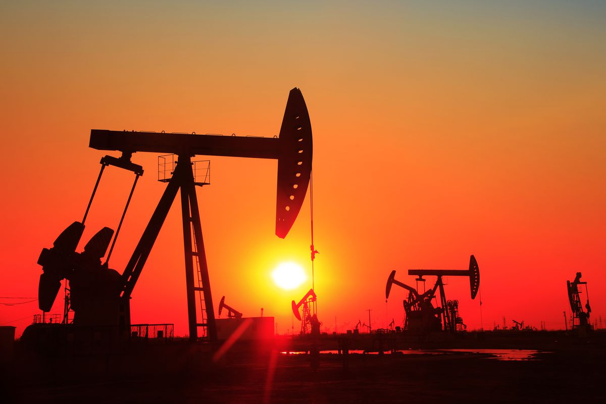 OPEC ul prodhimin, rritet nafta/ Arabia Saudite mohon përdorimin e karburantit si armë