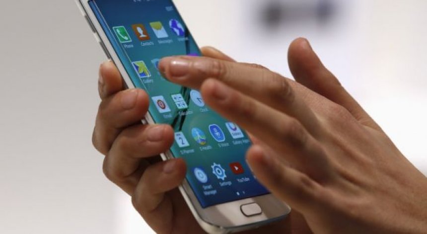 “Detox digjital”, kompania ofron 10 mijë dollarë për këdo që qëndron larg telefonit për një muaj