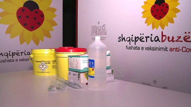 10 mijë vaksina brenda muajit, dy qendra të tjera do të hapen në Shkodër e në Vlorë