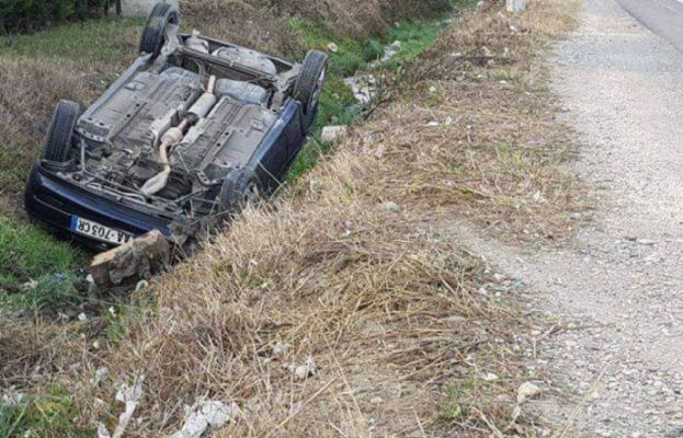 Plagosen dy persona në një aksident në Vlorë