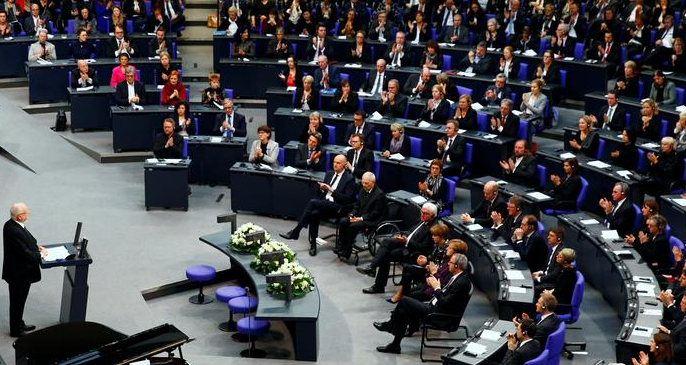 25 vjet përkujtime të Holokaustit në Bundestagun Gjerman