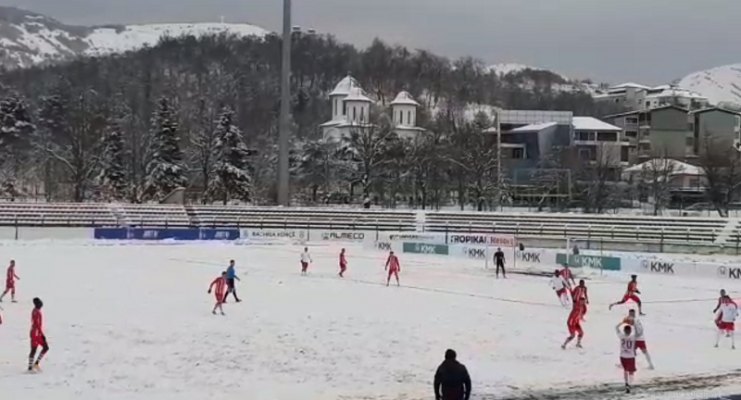 Skënderbeu-Partizani luhet mbi dëborë
