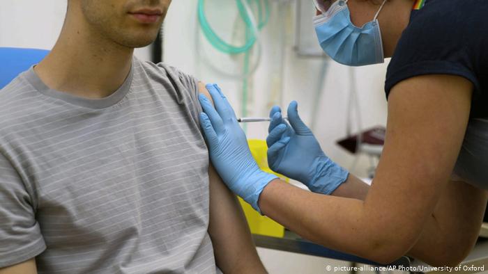 Britania e Madhe infekton vullnetarë me koronavirus