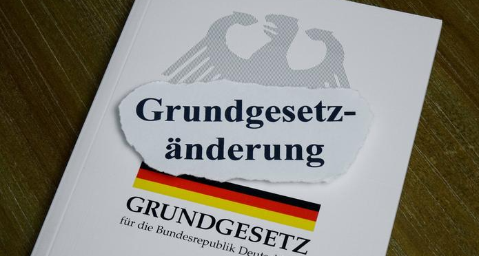 Gjermania do të heqë termin “racë” nga Kushtetuta