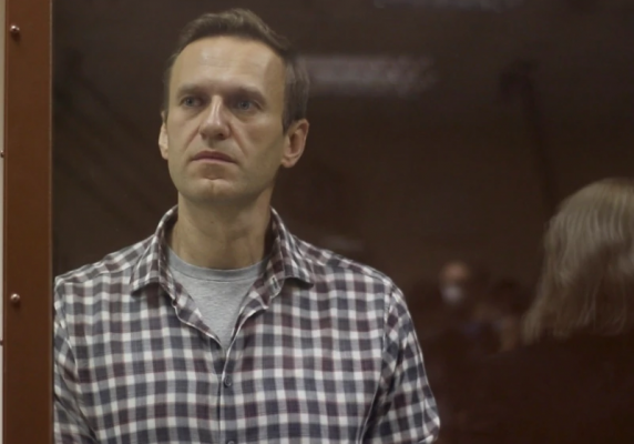 Navalny transferohet në një burg jashtë Moskës