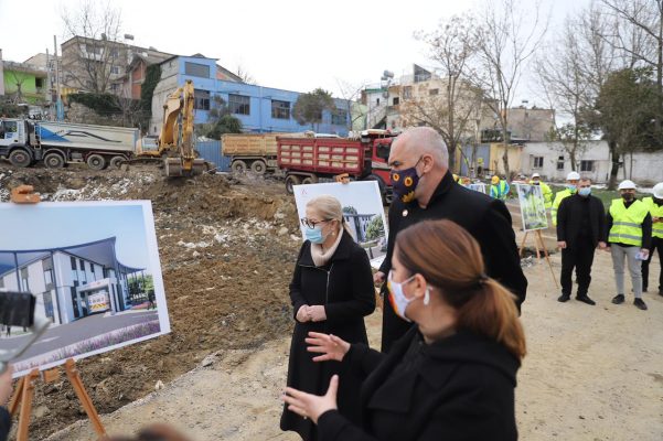 Nis ndërtimi i spitalit të ri të Laçit, Manastirliu: Përfundon për 4 muaj