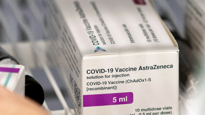 Pesë vende të BE nuk do ta përdorin vaksinën AstraZeneca për ata mbi 65 vjeç
