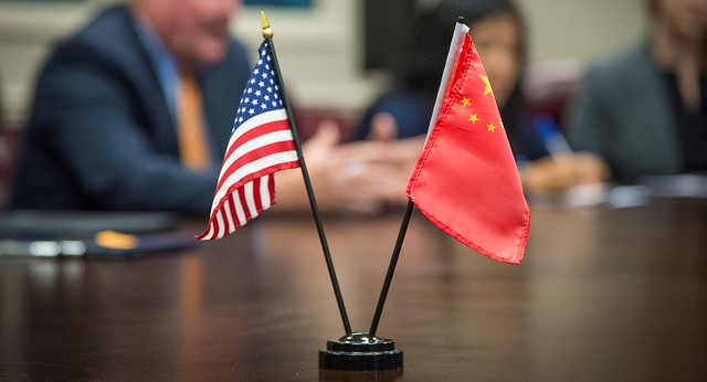 Rikthehet tensioni/ Kina i drejtohet SHBA-së: Mos u merrni me punët tona