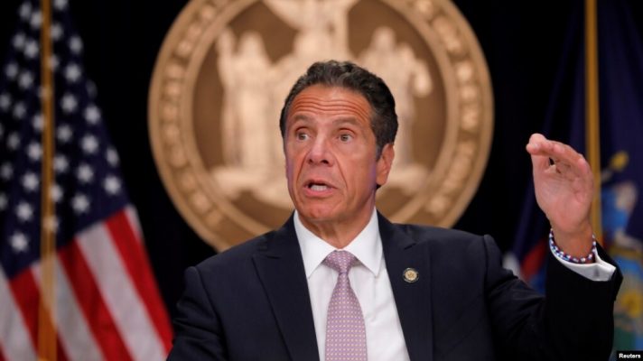 Akuzat për ngacmime seksuale/ Guvernatori i New York: Nuk dorëhiqem