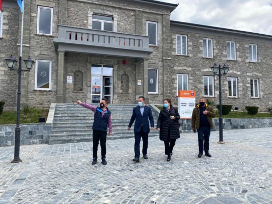 Peleshi prezanton Xhaçkën si kandidate për deputete: Synojmë 7 mandate në Korçë