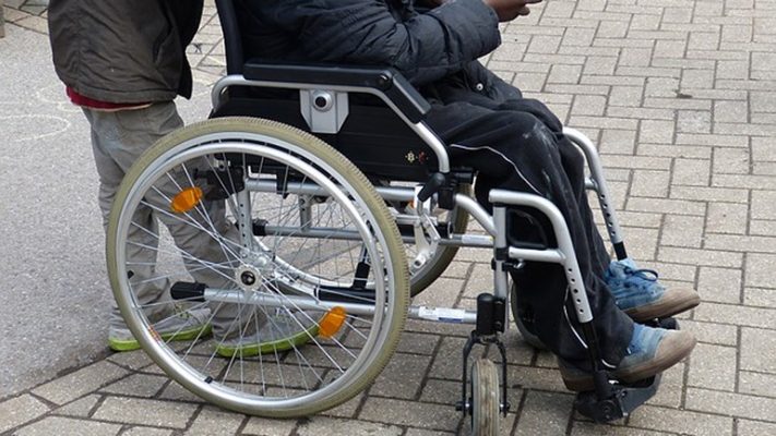Kërkohet pensioni i invaliditetit/ Fitojnë gjyqet por nuk marrin lekët