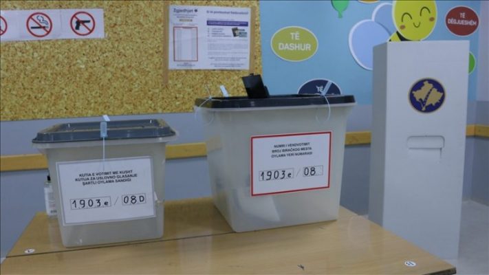 Numërohen votat me kusht në Kosovë/ Lëvizja Vetëvendosje kryeson