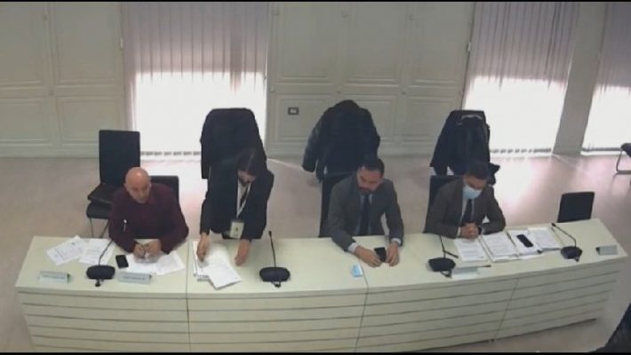 Caktohet zona në Tiranë për votimin dhe numërimin elektronik 