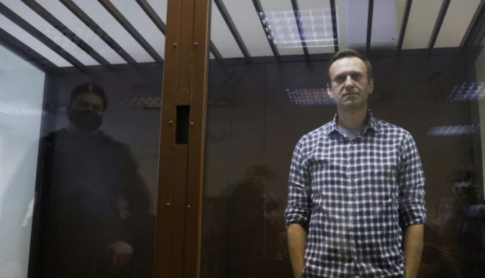 Navalny mund të “vdesë brenda ditësh”/ Paralajmërohen protesta masive në Rusi
