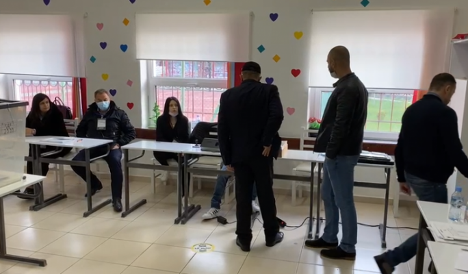 Sa përqind e qytetarëve kanë votuar deri tani në bashkitë Kurbin, Lezhë dhe Mirditë
