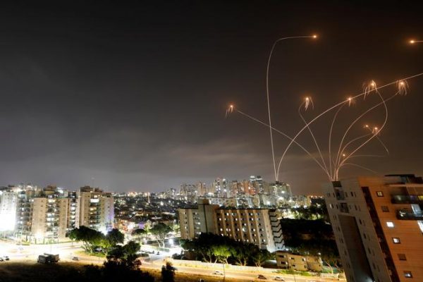 “Kupola e hekurt”, sistemi mbrojtës që aktivizohet sa herë që Izraeli sulmohet (Video)