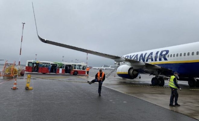 Rrëmbyen avionin “Ryanair” që ishte nisur nga Greqia, vjen reagimi i fortë