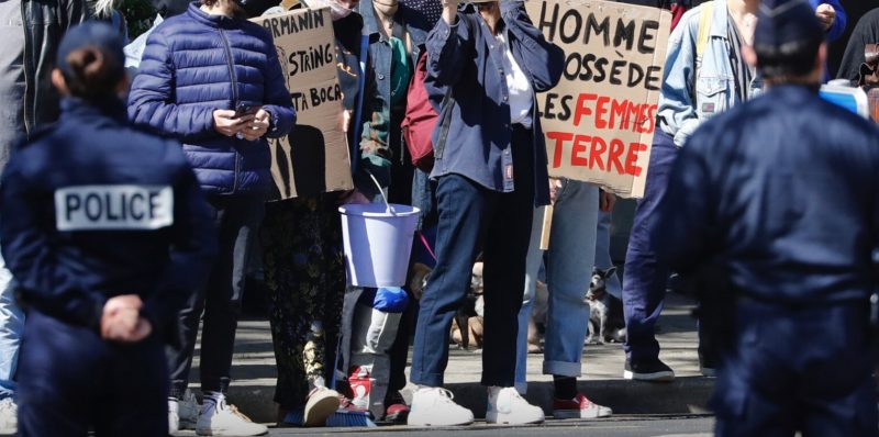 “Ushtria” e radikalëve, që po frikëson shërbimet sekrete franceze