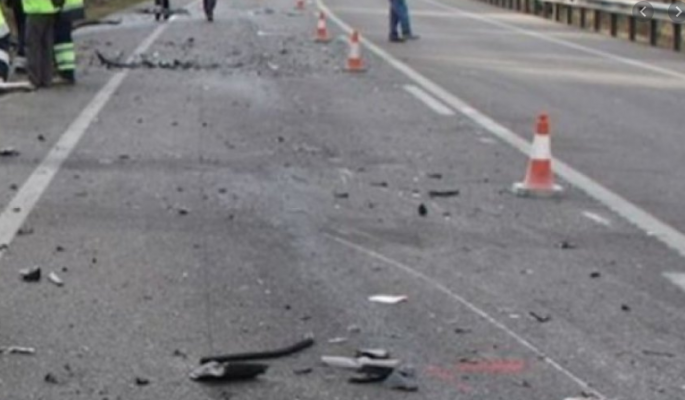 Pasagjeri humbi jetën në aksidentin në Mullet/ Arrestohet shoferi që e braktisi në vendin e ngjarjes