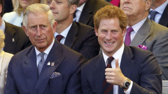 Princi Charles nuk e kapërcen dot “tradhtinë” e Harry-t: Nuk e meriton të jetë…