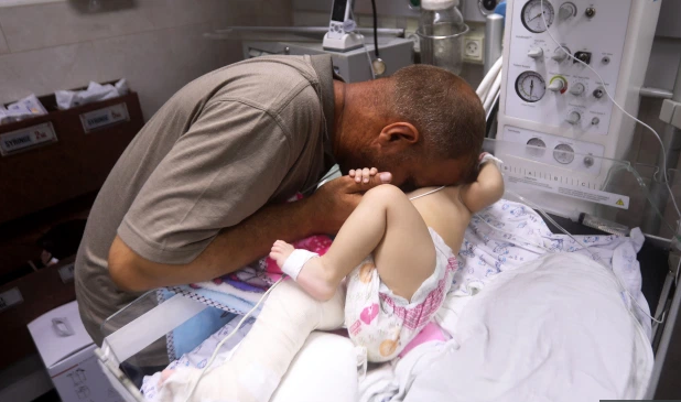 OBSH jep lajmin e mirë për palestinezët: Ndihma mjekësore është gati për të shkuar në vendkalimin e Gazës