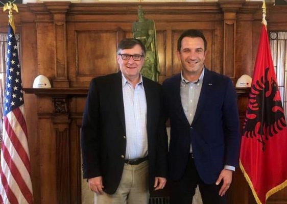 Veliaj takon Matthew Palmer: Bashkëpunim me kryebashkiakët e SHBA-ve për “Tirana, kryeqyteti Europian i Rinisë 2022”