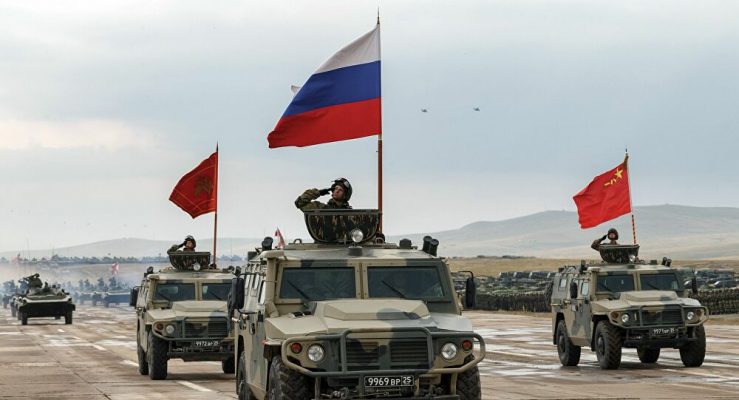 NATO i “trembet” Rusisë dhe Kinës