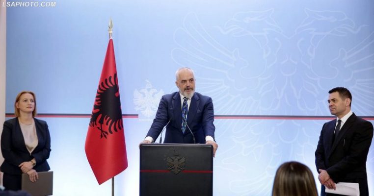 FMN thirrje qeverisë shqiptare: Mos shpenzoni paratë kot