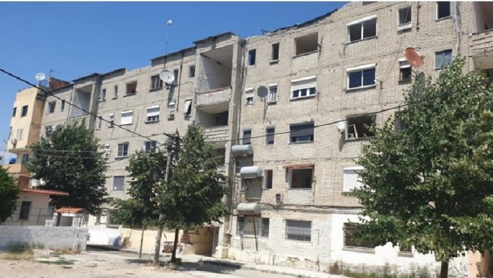 VENDIMI/ Gjykata i jep të drejtë Bashkisë së Tiranës për pallatet në Kombinat
