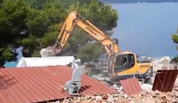 “Boll!”/ Rama nxjerr pamjet kur fadromat shkatërrojnë objektet pa leje: Shqipëria, e popullit