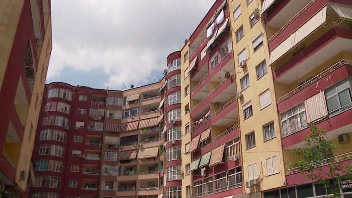 Shiste apartamentet disa herë/ Dënohet me 8 vjet burg ndërtuesja në Tiranë
