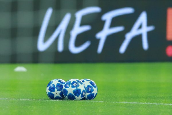 Ndryshim epokal: Uefa heq rregullin e golit në fushë kundërshtare