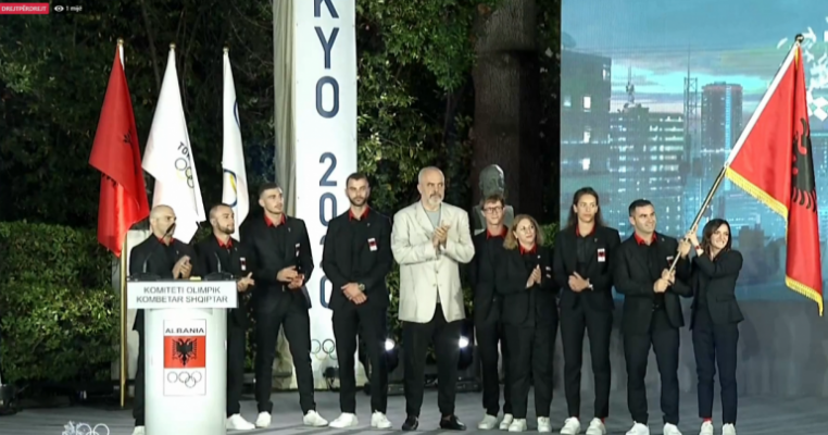 Shqipëria në “Tokio 2020”, Rama i dorëzon flamurin ekipit olimpik