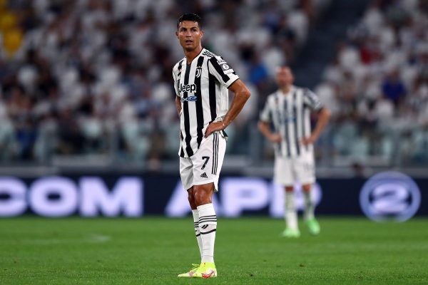 Ronaldo ikën nga Juventus, ndizet derbi i Manchesterit për ta blerë
