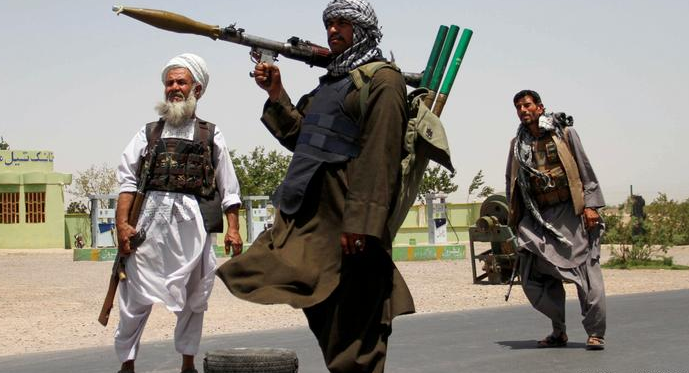 SHBA tërheq diplomatët nga Kabuli/ 3.000 ushtarë shtesë për të siguruar evakuimin