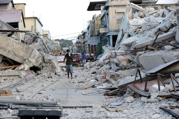 Pasoja dramatike nga tërmeti/ Deri tani 227 të vdekur