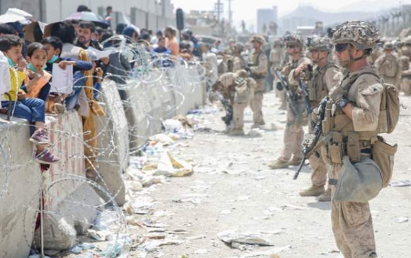 Evakuim mes kaosit në Kabul/ Talebanët synojnë të krijojnë një qeveri gjithëpërfshirëse