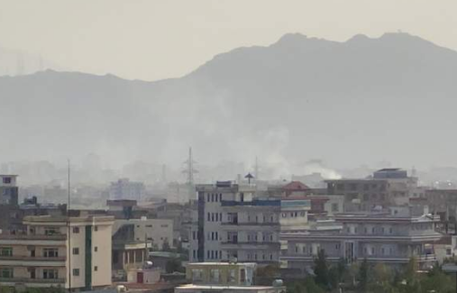 Kamikazi u nis me makinë drejt aeroportit të Kabulit/ Si e parandaloi SHBA sulmin e radhës