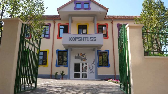 Një lajm i mirë për prindërit, Bashkia e Tiranës nis projektin “Çerdhe dhe kopsht pranë vendit të punës”