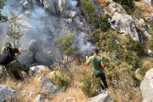 Situata e zjarreve në vend, Ministria e Mbrojtjes: Kemi ende vatra problematike