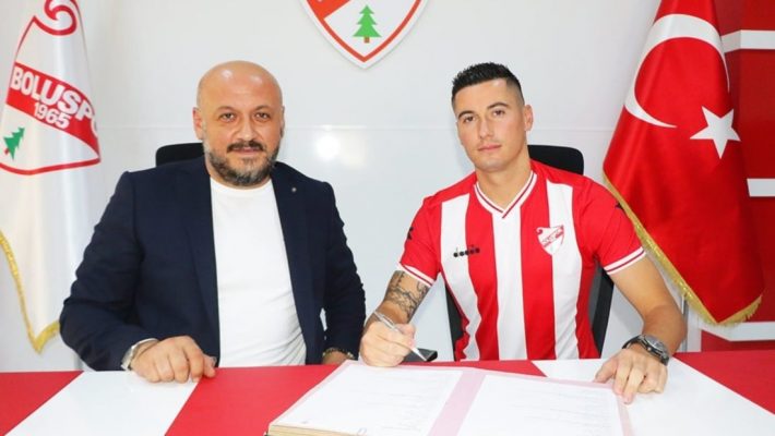 Roshi zyrtarizohet në Turqi/ Iu bashkohet dy futbollistëve të tjerë shqiptarë te Boluspor