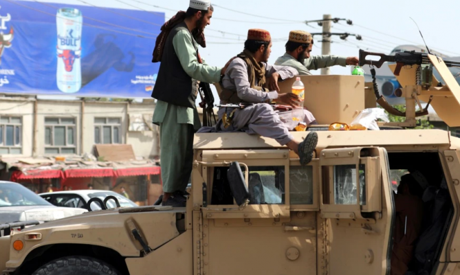 Pajisje amerikane prej miliarda dollarësh në duart e talebanëve