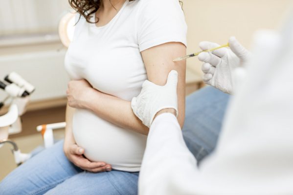 SHBA, vaksinim edhe për gratë shtatzëna