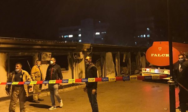 Tre ditë zie në Maqedoninë e Veriut/ Ende mister shpërthimi tragjik në spitalin Covid