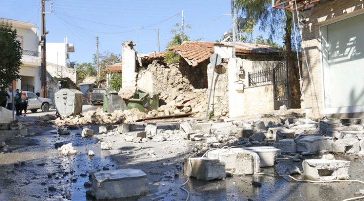 Bilanci nga tërmeti në Kretë/ Mbi 1 mijë shtëpi të dëmtuara, një i vdekur dhe 11 të plagosur