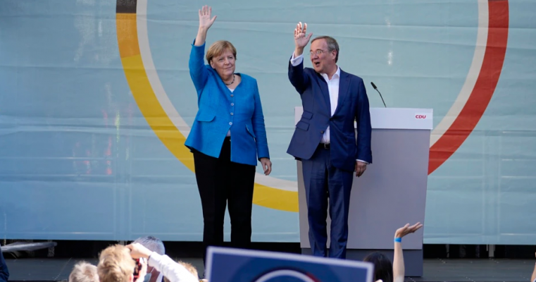 Merkel i jep mbështetjen e fundit pasuesit të saj para zgjedhjeve në Gjermani