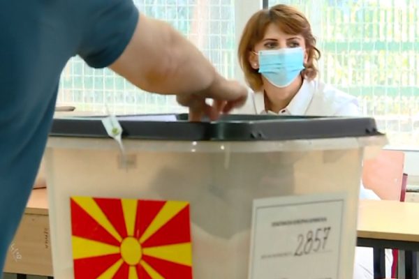 “Beteja” për të marrë Shkupin/ Raundi i dytë i zgjedhjeve lokale në Maqedoninë e Veriut