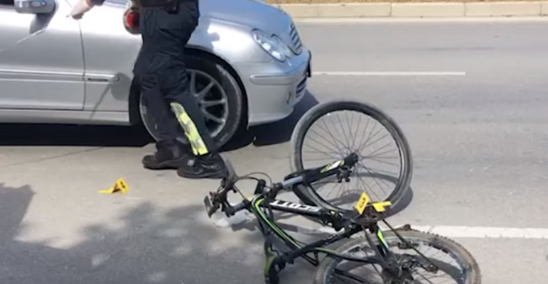 Makina përplaset me biçiklistin, plagoset rëndë 60-vjeçari